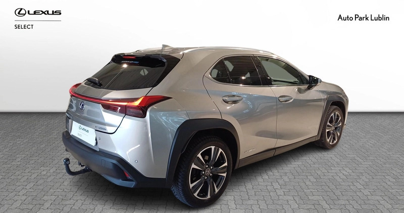 Lexus UX cena 145000 przebieg: 73343, rok produkcji 2020 z Chodzież małe 254